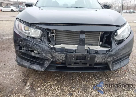 2018 Honda Civic Lx z USA, uszkodzony, nr VIN 19XFC2F56JE016261